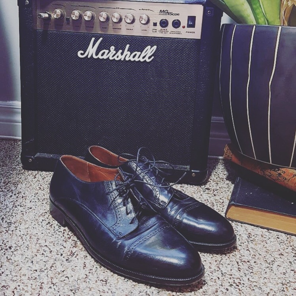 Bruno Magli Mens Black Italian Leather Dress shoe